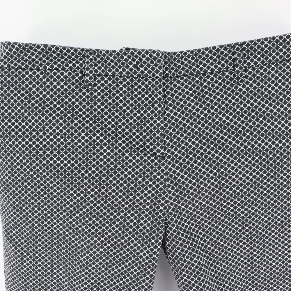 New York & Company Shorts Womens Size 10 Black Geometric Chinos Pockets Mid Rise